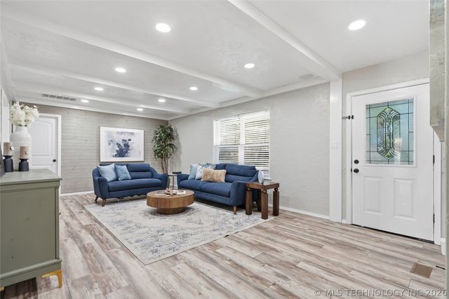 11115 S 250th East Avenue, Broken Arrow, OK 74014