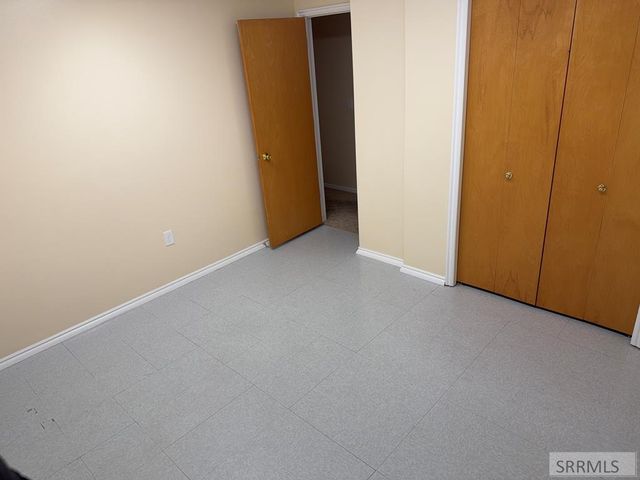 1077 E 1300 N, Shelley, ID 83274