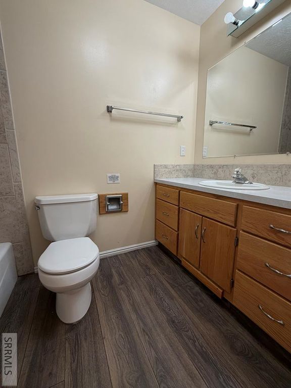 Image 20 of property listing at 1077 E 1300 N, Shelley, ID 83274