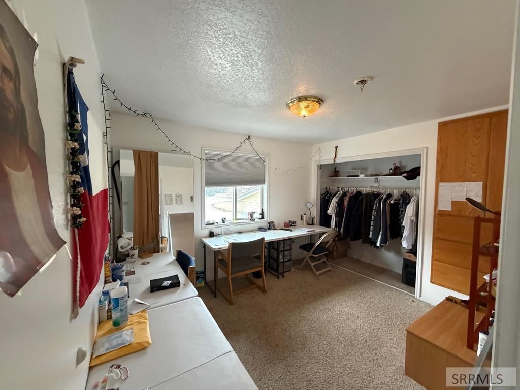 Image 34 of property listing at 1077 E 1300 N, Shelley, ID 83274