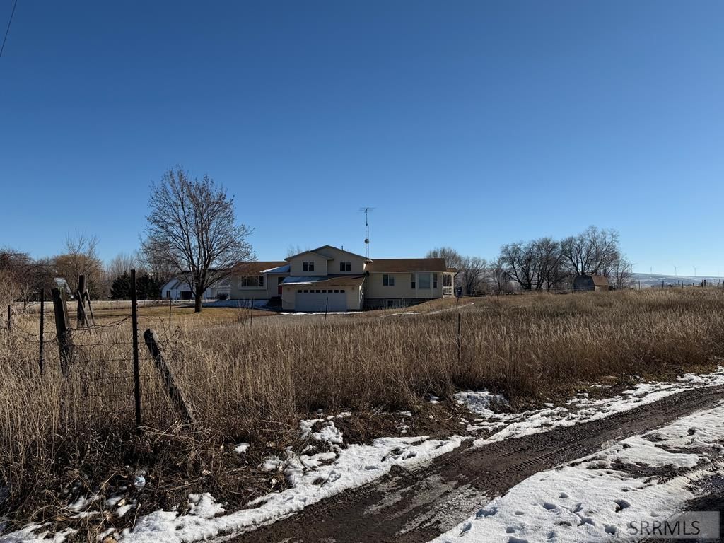 Image 41 of property listing at 1077 E 1300 N, Shelley, ID 83274