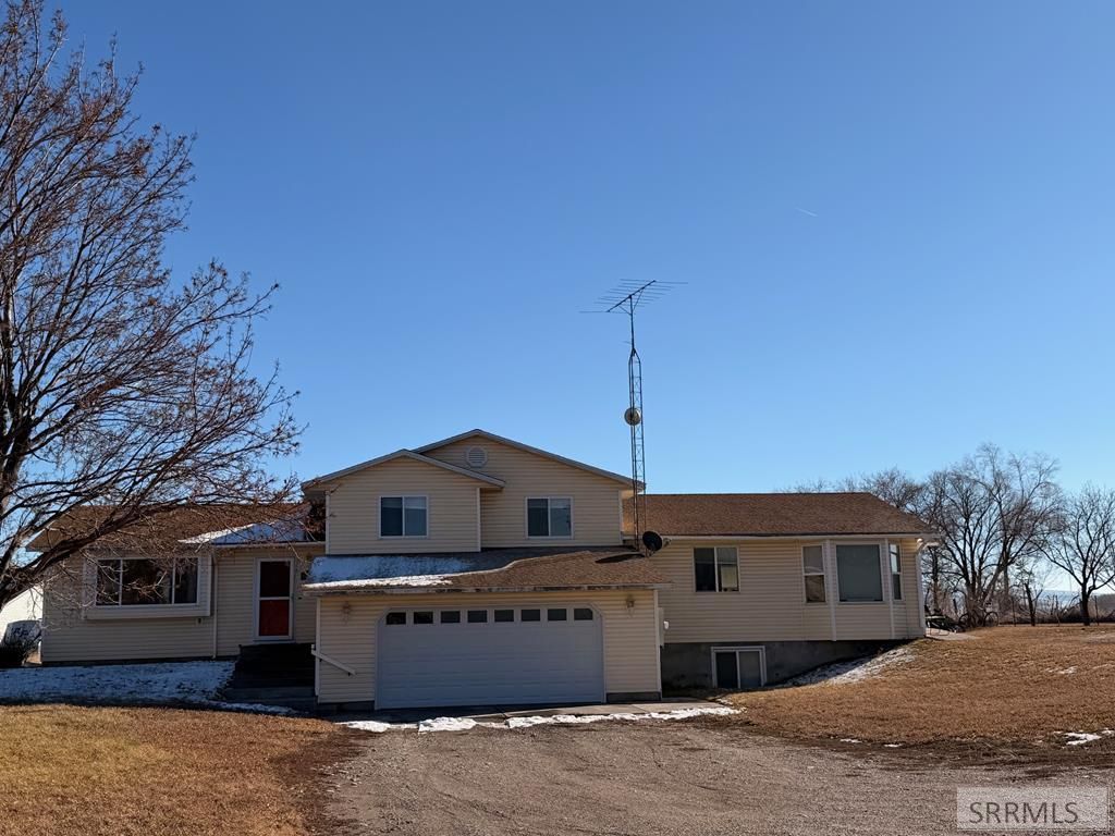 Image 42 of property listing at 1077 E 1300 N, Shelley, ID 83274