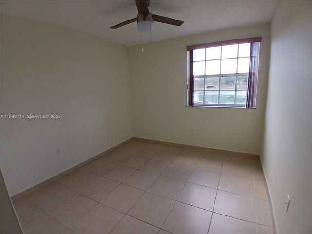 9735 Fontainebleau Blvd G106, Miami, FL 33172