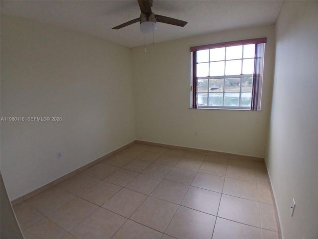 9735 Fontainebleau Blvd G106, Miami, FL 33172