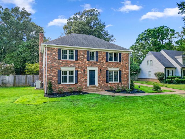 1353 CATTAIL CV, Germantown, TN 38138