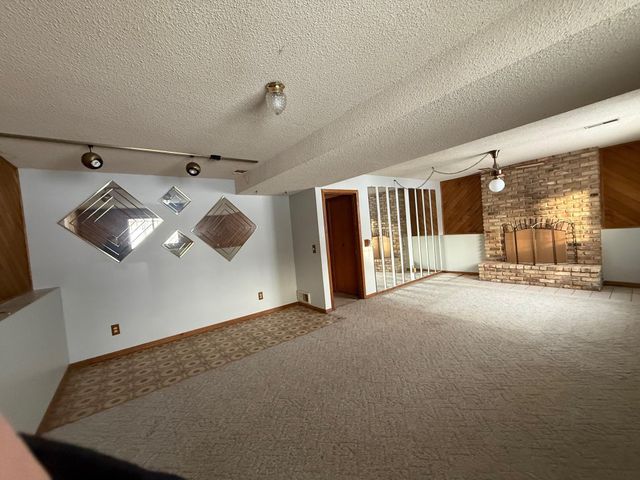 414 Aurora Avenue, Saint Paul, MN 55103