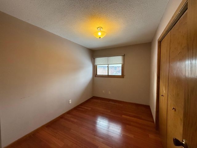 414 Aurora Avenue, Saint Paul, MN 55103