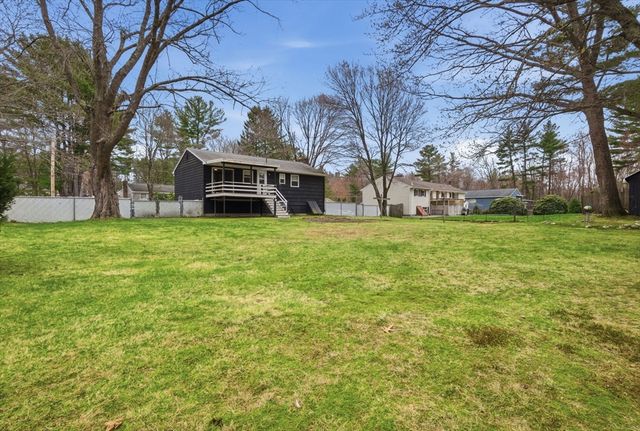 3 Hills Rd, Middleton, MA 01949