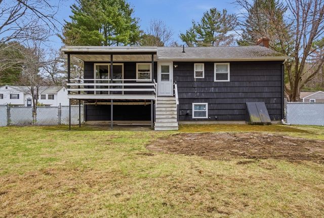 3 Hills Rd, Middleton, MA 01949