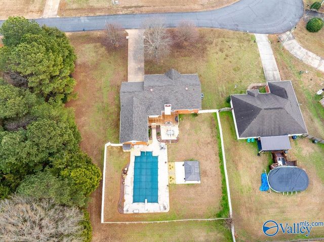 208 Rindon Lane, Hazel Green, AL 35750