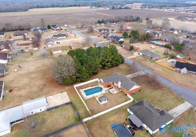 208 Rindon Lane, Hazel Green, AL 35750