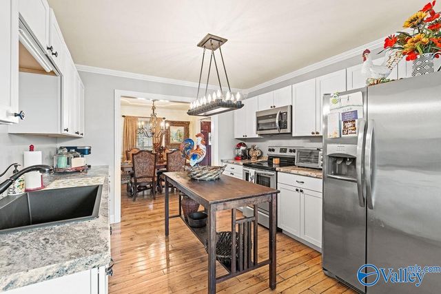 208 Rindon Lane, Hazel Green, AL 35750