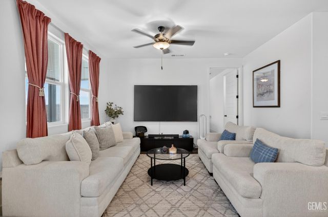5404 Leonard Alvarado Road, Bakersfield, CA 93314