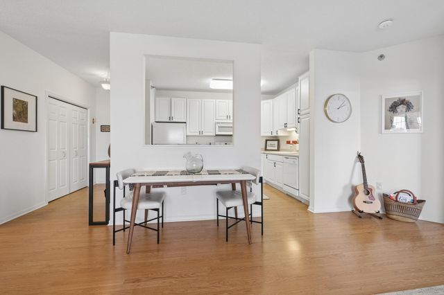 6640 Lyndale Avenue S 408, Richfield, MN 55423