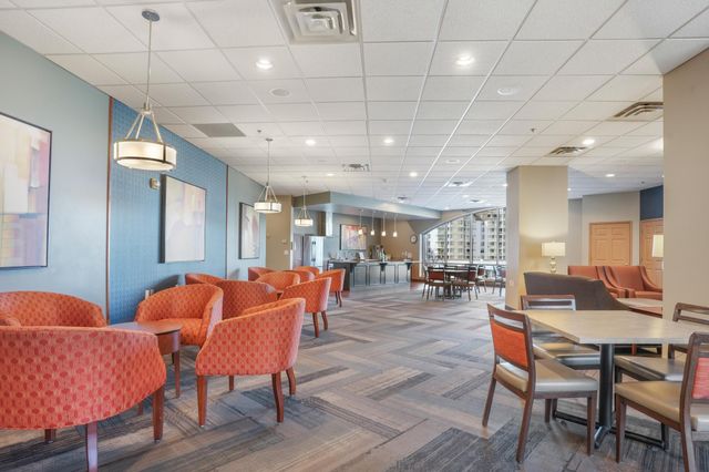 6640 Lyndale Avenue S 408, Richfield, MN 55423