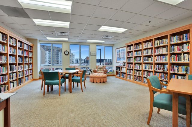 6640 Lyndale Avenue S 408, Richfield, MN 55423