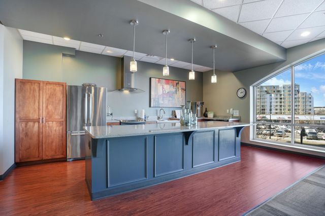 6640 Lyndale Avenue S 408, Richfield, MN 55423