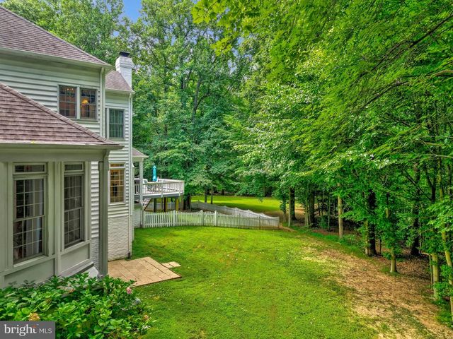 10588 CANTERBERRY RD, Fairfax Station, VA 22039