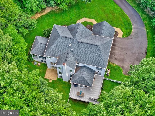 10588 CANTERBERRY RD, Fairfax Station, VA 22039