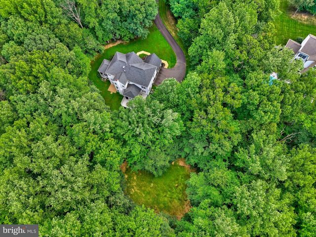10588 CANTERBERRY RD, Fairfax Station, VA 22039
