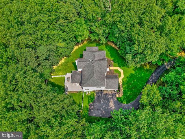 10588 CANTERBERRY RD, Fairfax Station, VA 22039