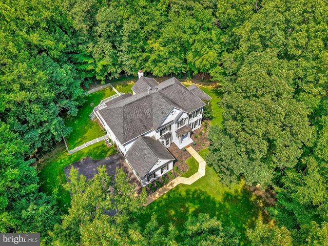 10588 CANTERBERRY RD, Fairfax Station, VA 22039