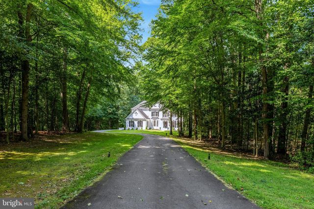10588 CANTERBERRY RD, Fairfax Station, VA 22039