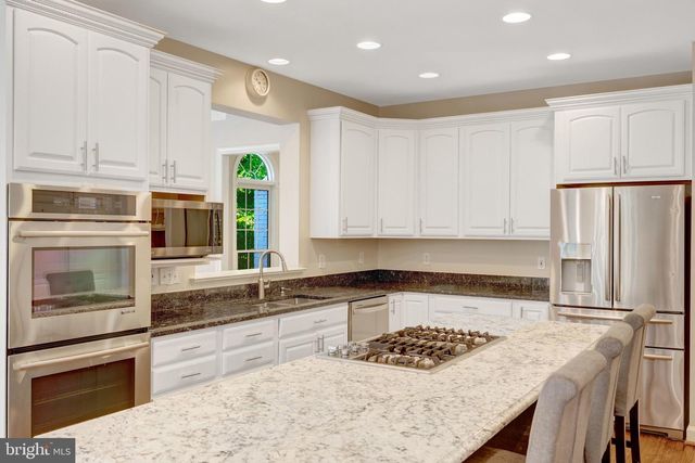 10588 CANTERBERRY RD, Fairfax Station, VA 22039