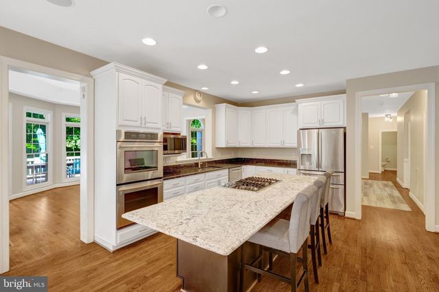 10588 CANTERBERRY RD, Fairfax Station, VA 22039