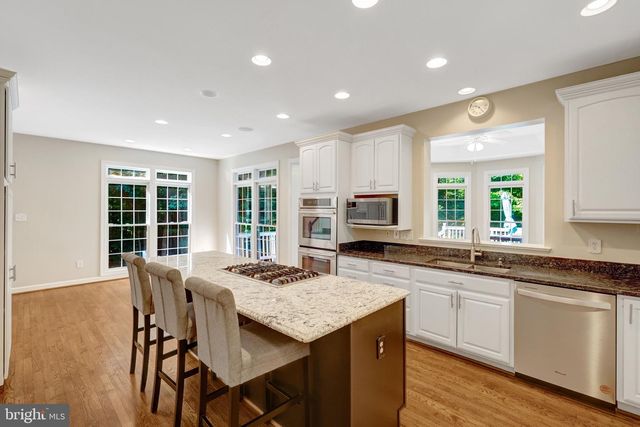10588 CANTERBERRY RD, Fairfax Station, VA 22039