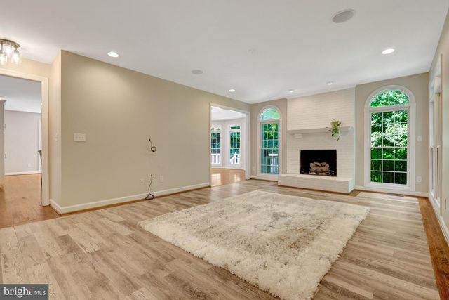 10588 CANTERBERRY RD, Fairfax Station, VA 22039