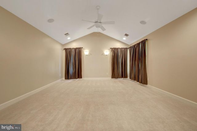 10588 CANTERBERRY RD, Fairfax Station, VA 22039