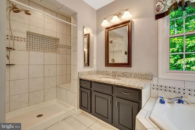 10588 CANTERBERRY RD, Fairfax Station, VA 22039