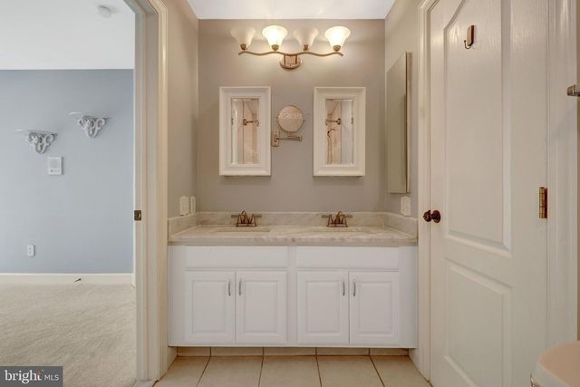 10588 CANTERBERRY RD, Fairfax Station, VA 22039
