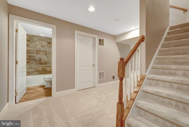 10588 CANTERBERRY RD, Fairfax Station, VA 22039