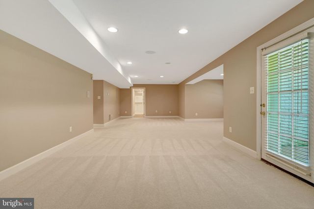 10588 CANTERBERRY RD, Fairfax Station, VA 22039