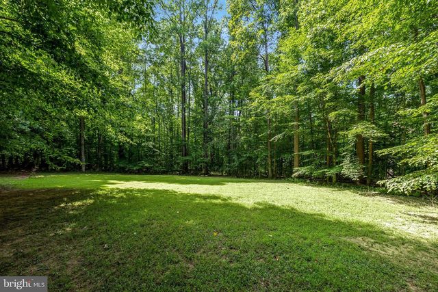 10588 CANTERBERRY RD, Fairfax Station, VA 22039