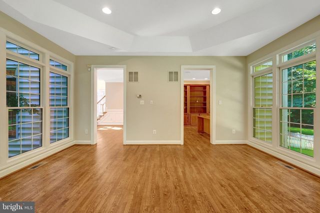 10588 CANTERBERRY RD, Fairfax Station, VA 22039