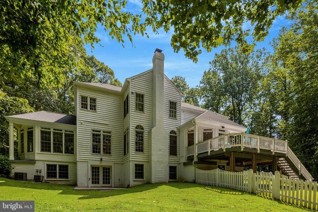 10588 CANTERBERRY RD, Fairfax Station, VA 22039