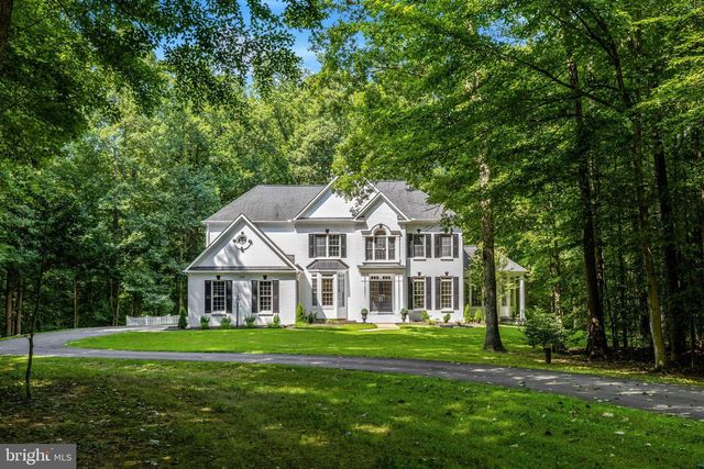 10588 CANTERBERRY RD, Fairfax Station, VA 22039