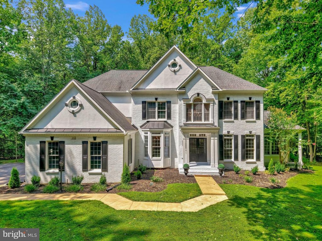 10588 CANTERBERRY RD, Fairfax Station, VA 22039