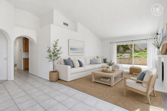 2194 Luz Way, Oceanside, CA 92056