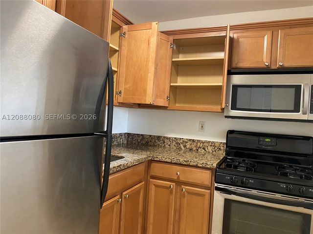 14500 SW 88th Ave 224, Palmetto Bay, FL 33176