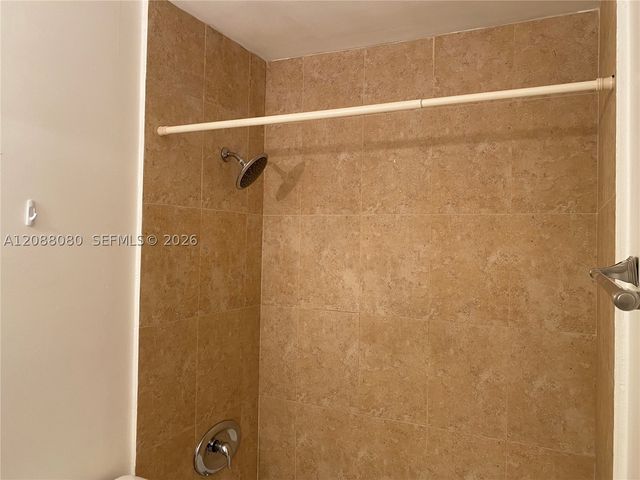 14500 SW 88th Ave 224, Palmetto Bay, FL 33176