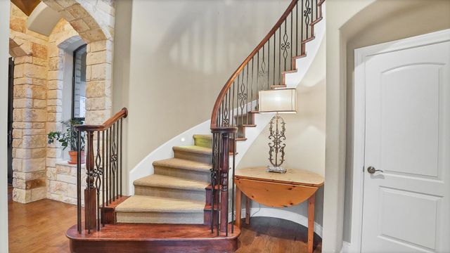 409 Escalera PKWY, Georgetown, TX 78628