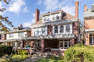 6931 Mcpherson Blvd, Point Breeze, PA 15208