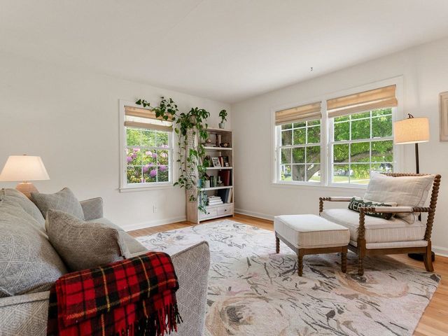 138 Village Green, Burlington, VT 05401