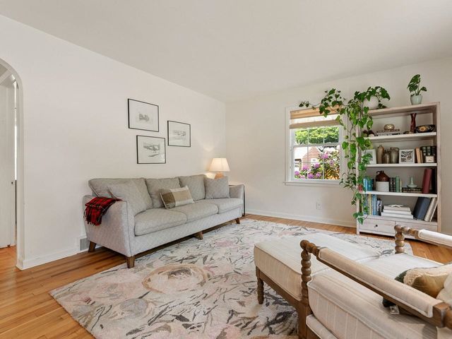 138 Village Green, Burlington, VT 05401
