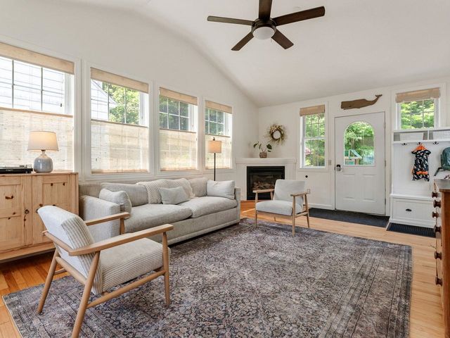 138 Village Green, Burlington, VT 05401