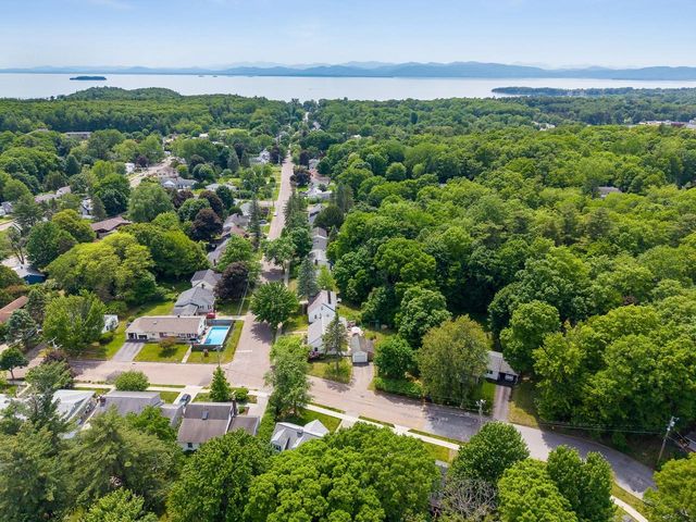 138 Village Green, Burlington, VT 05401